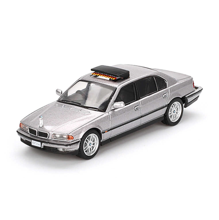 Mini GT 1/64 BMW 750IL ''Tomorrow Never Dies'' - Blister Paket